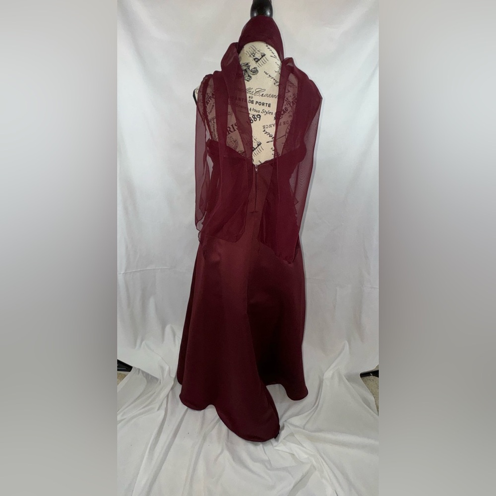 Girls: Gorgeous Burgundy Spaghetti Strap dress with matching Scarf - Picture 5 of 8